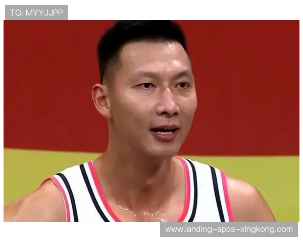 易建联篮下背打完成得分，广东全场沸腾